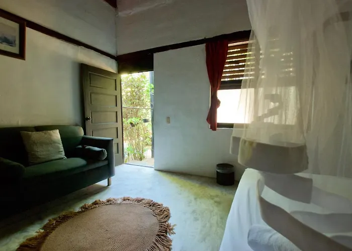 Zulum Hotel 3*